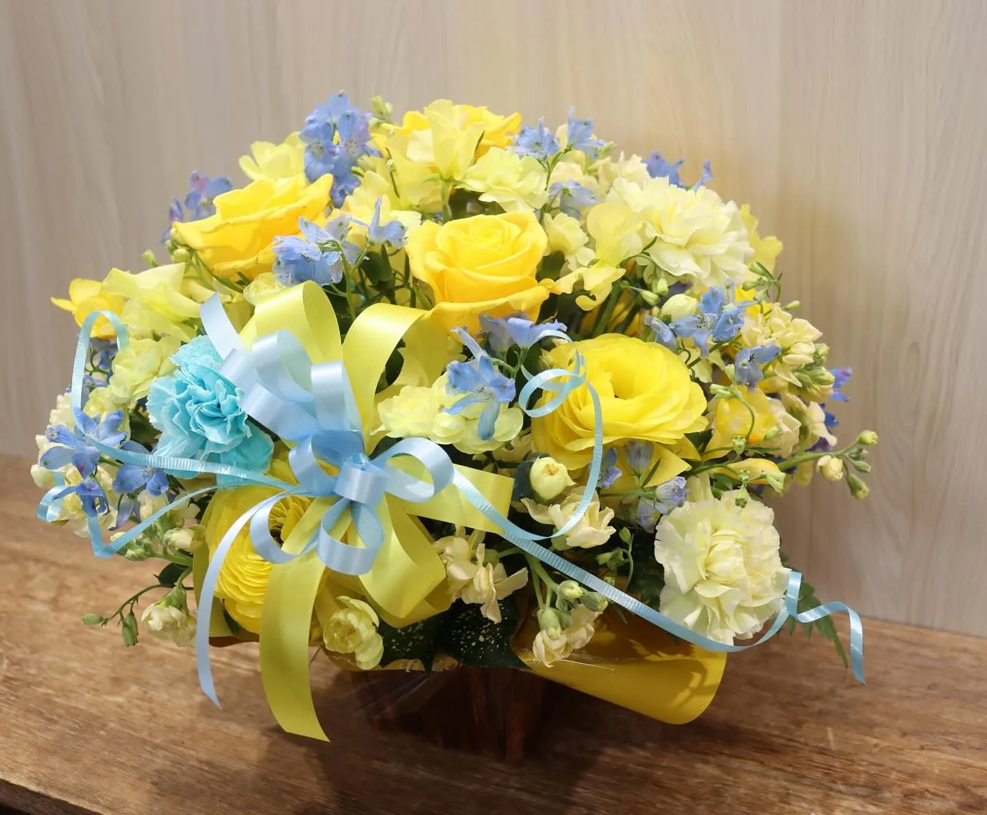 kininal ASOBLE そよら入曽駅前店様に開店祝い花...