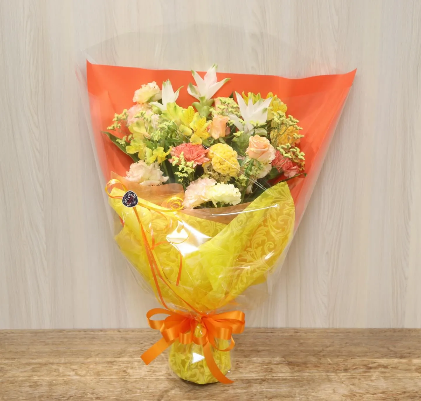 彩の国さいたま芸術劇場に花束をお届け✨🚚