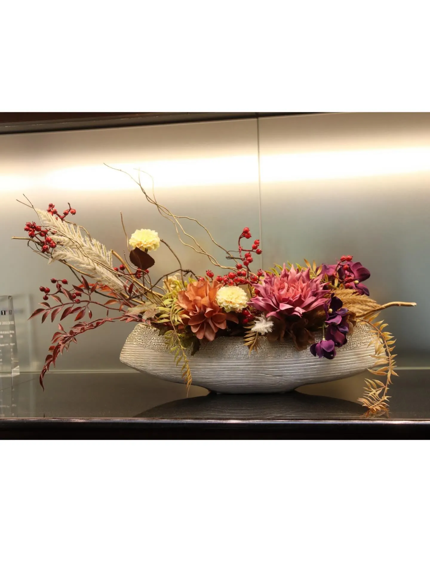 レクサス川越店さんの店内装飾アーティフィシャルフラワー✨