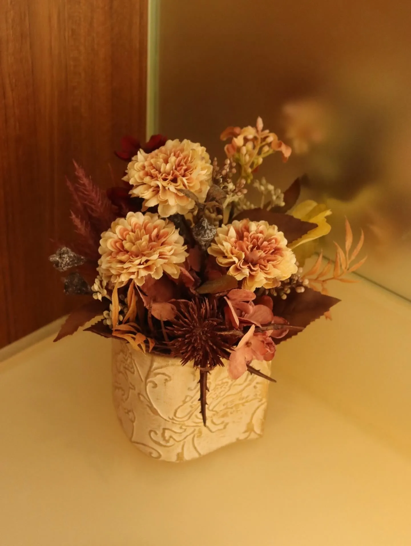 レクサス川越店さんの店内装飾アーティフィシャルフラワー✨