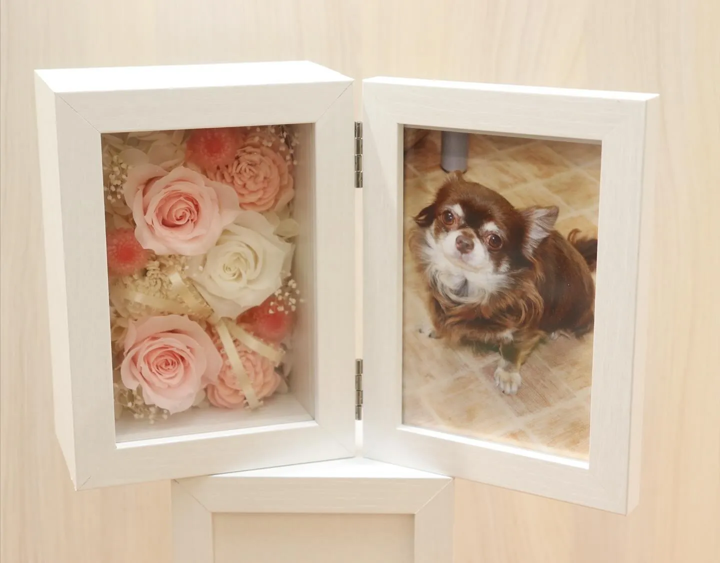 プリザーブドフラワーのフォトフレームのを店頭&イーフローラに...