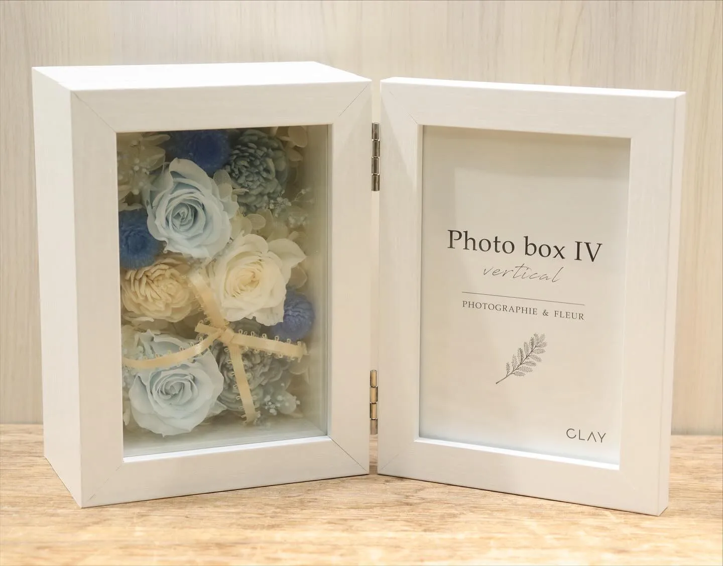 プリザーブドフラワーのフォトフレームのを店頭&イーフローラに...