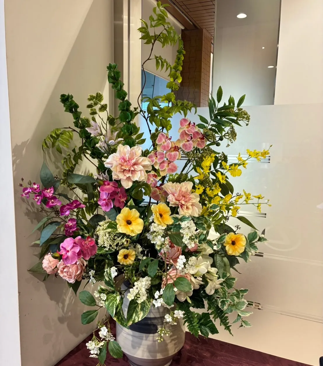 🌸レクサス様へアーティフィシャルフラワー(造花)の春アレンジ...