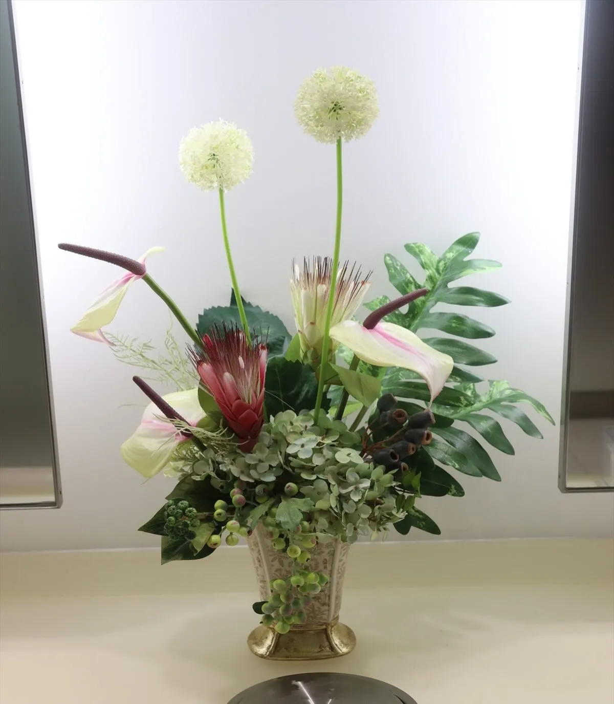 🌿レクサス川越店様へアーティフィシャルフラワー(造花)の夏ア...