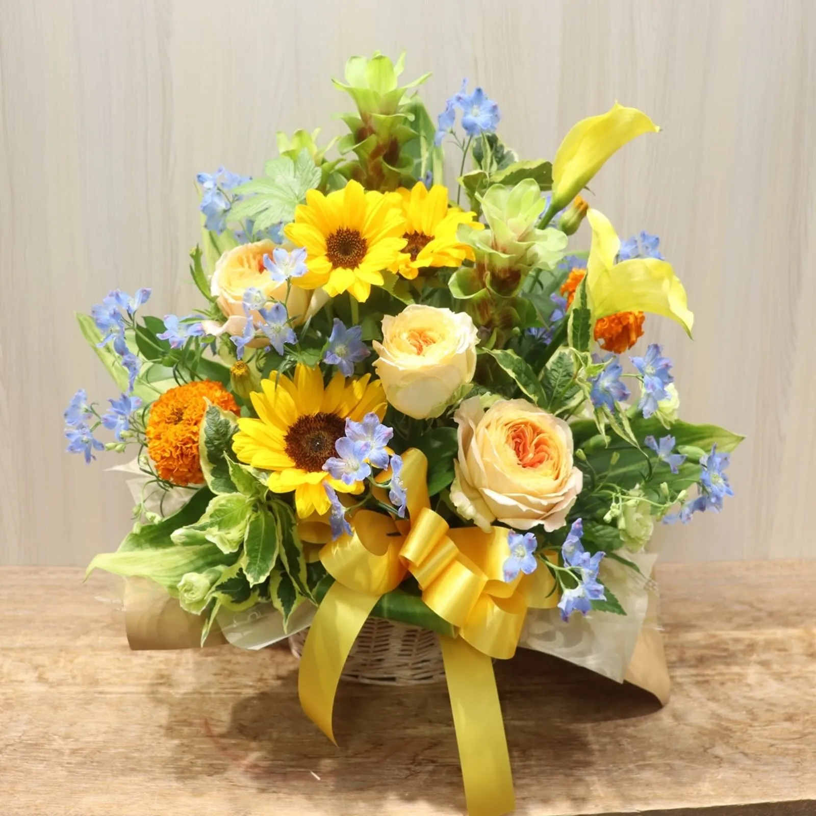 【定期装花🌿】三井のリハウスふじみ野店様へのお届けアレンジ✨